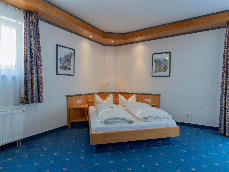 Hotel Residenz Royal image