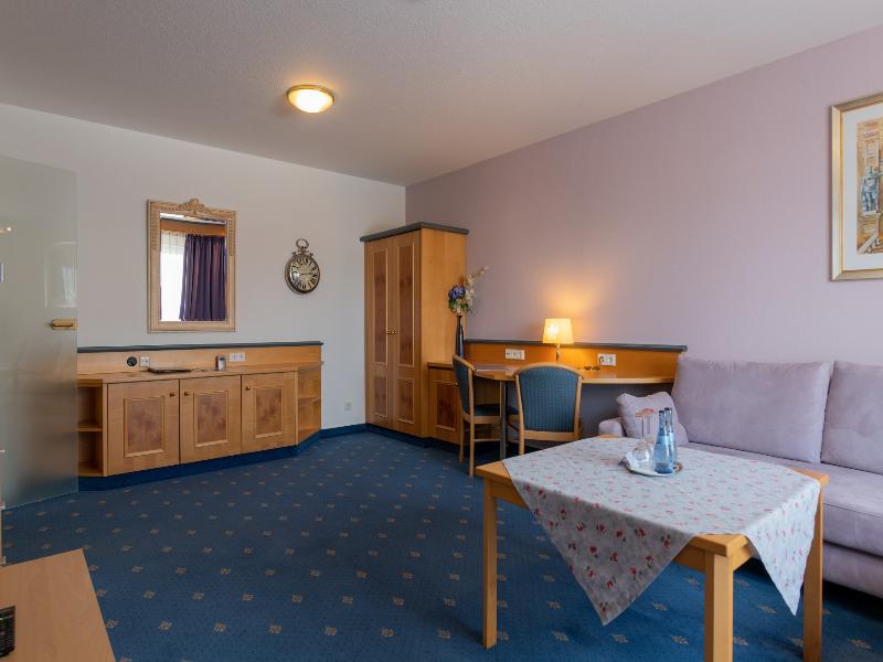 Hotel Residenz Royal image