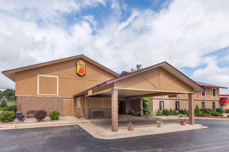Super 8 By Wyndham Harrison Ar image