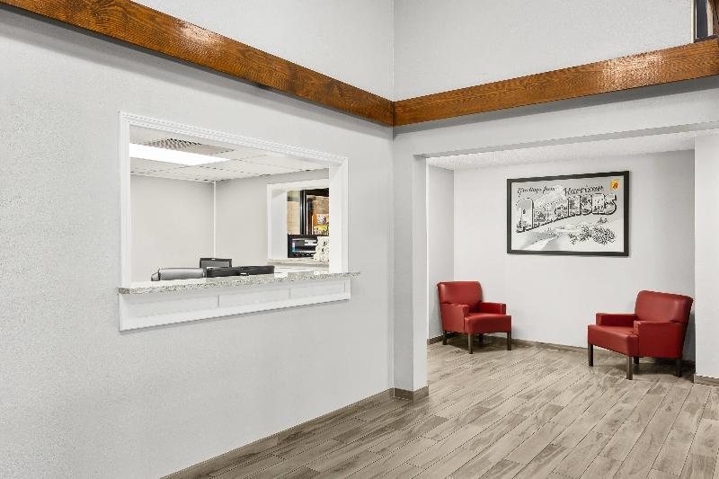 Super 8 By Wyndham Harrison Ar image