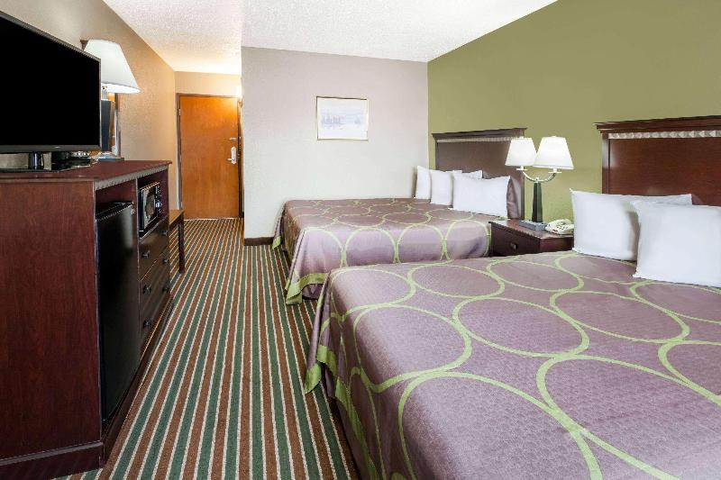 Super 8 By Wyndham Harrison Ar image