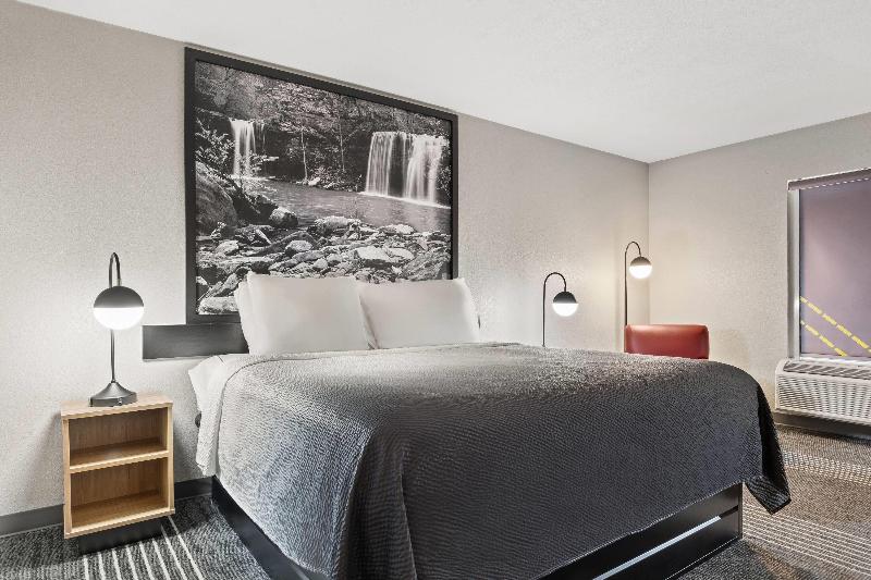Super 8 By Wyndham Harrison Ar image