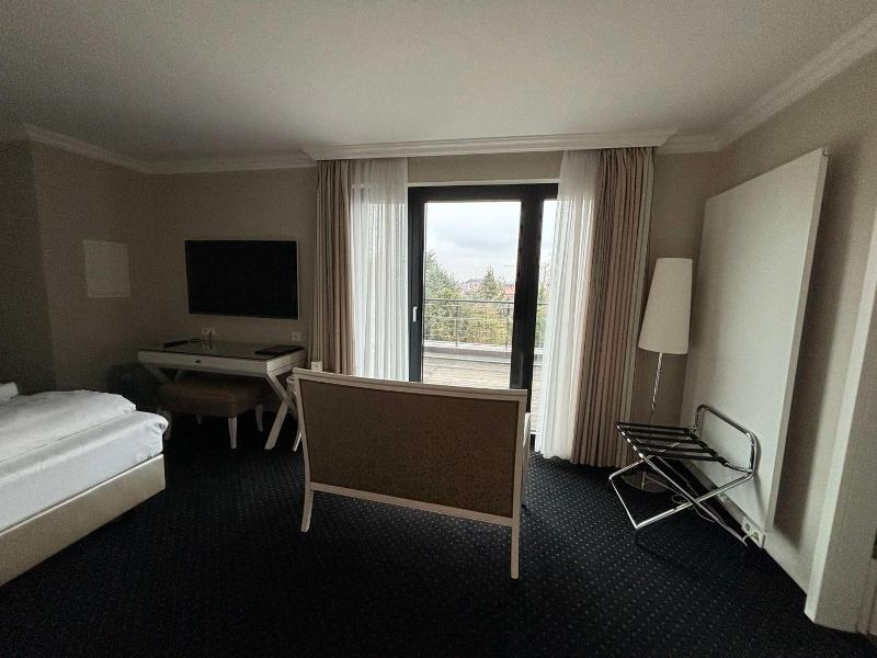 Hotel Schönau image