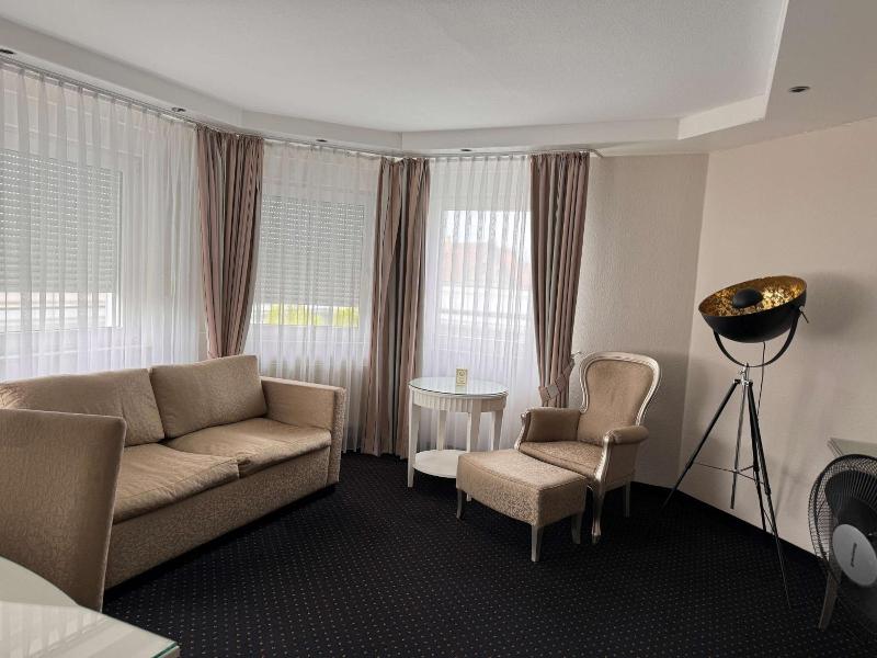 Hotel Schönau image