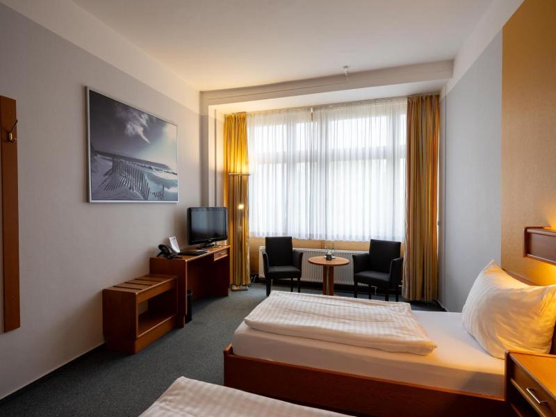 DLRG Tagungszentrum Delphin image