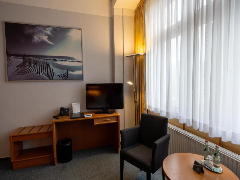 DLRG Tagungszentrum Delphin image