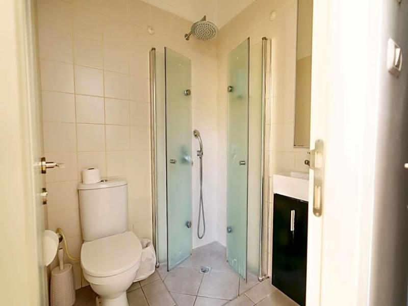 Loui Hotel image