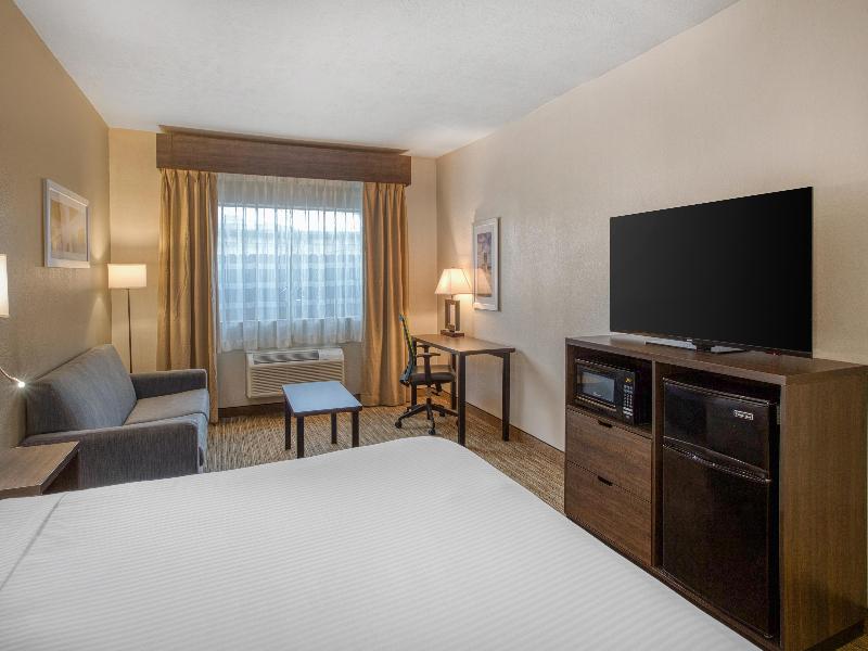 Best Western Champions Forest Inn and Suites image
