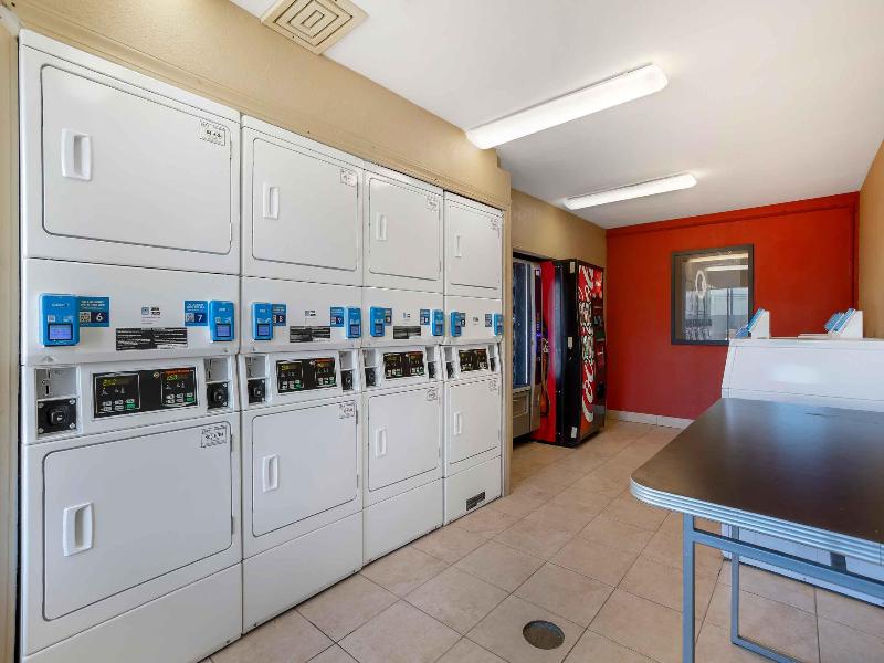 Extended Stay America - Houston - The Woodlands image