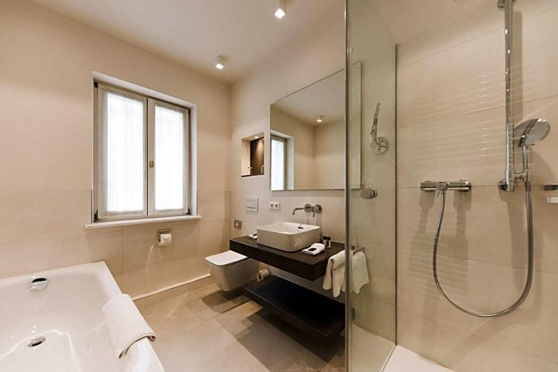 Hotel Weißer Bock image