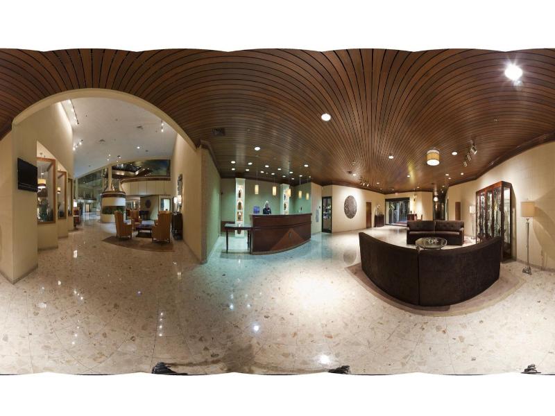 Crowne Plaza Hickory image