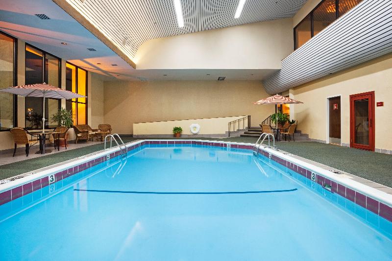 Crowne Plaza Hickory image