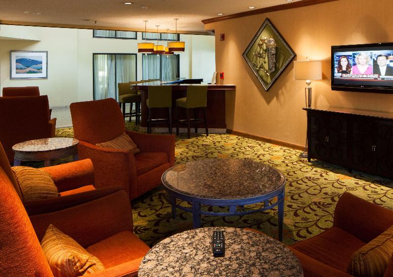 Crowne Plaza Hickory image