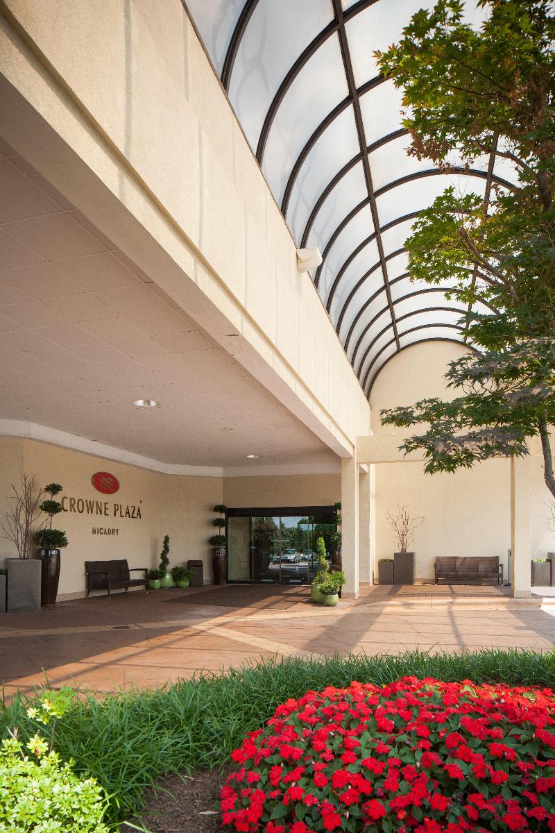 Crowne Plaza Hickory image