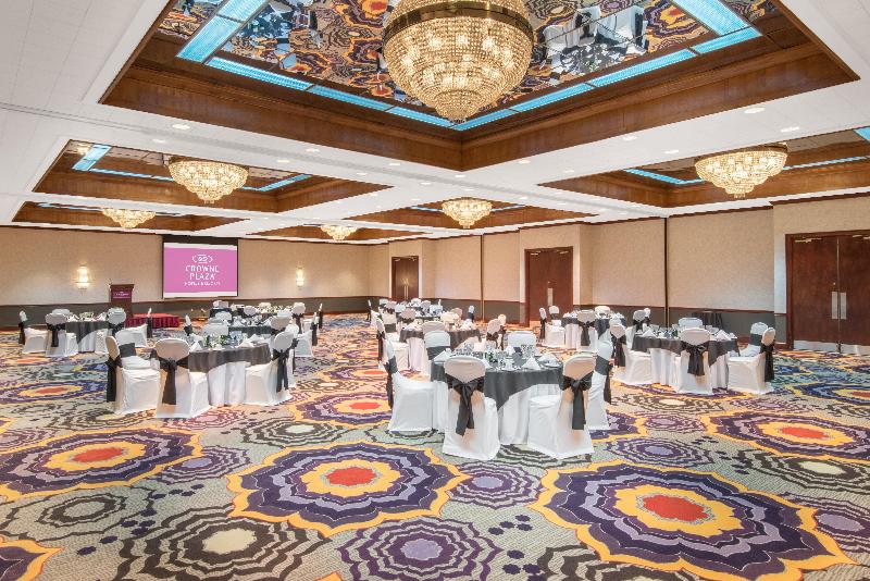 Crowne Plaza Hickory image