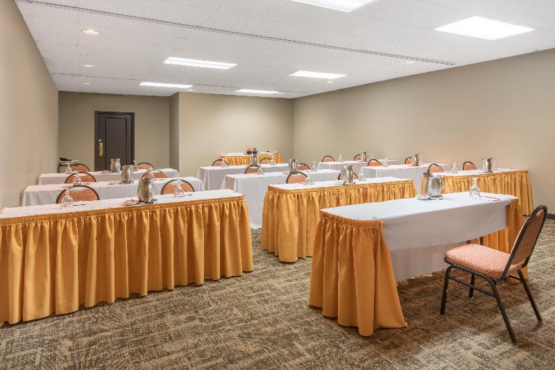 Crowne Plaza Hickory image
