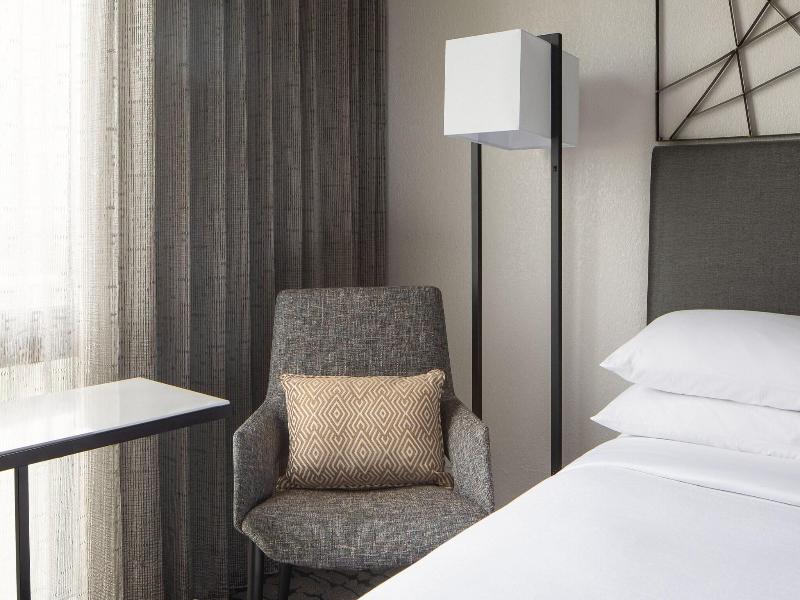 Houston Marriott South at Hobby Airport image