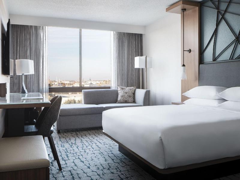 Houston Marriott South at Hobby Airport image