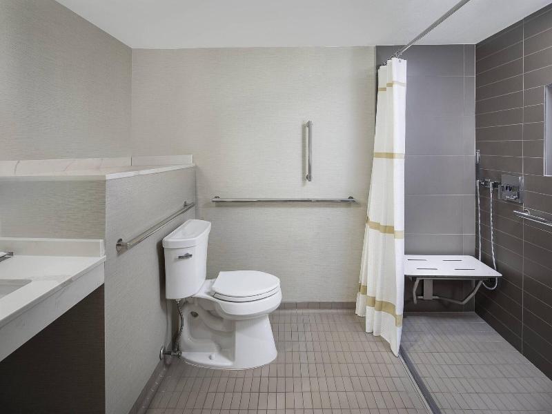 Houston Marriott South at Hobby Airport image