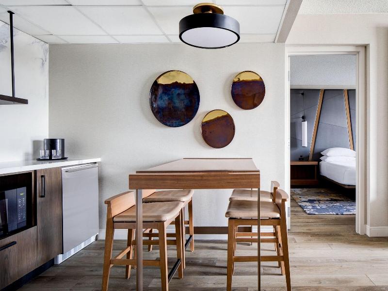 Houston Marriott South at Hobby Airport image