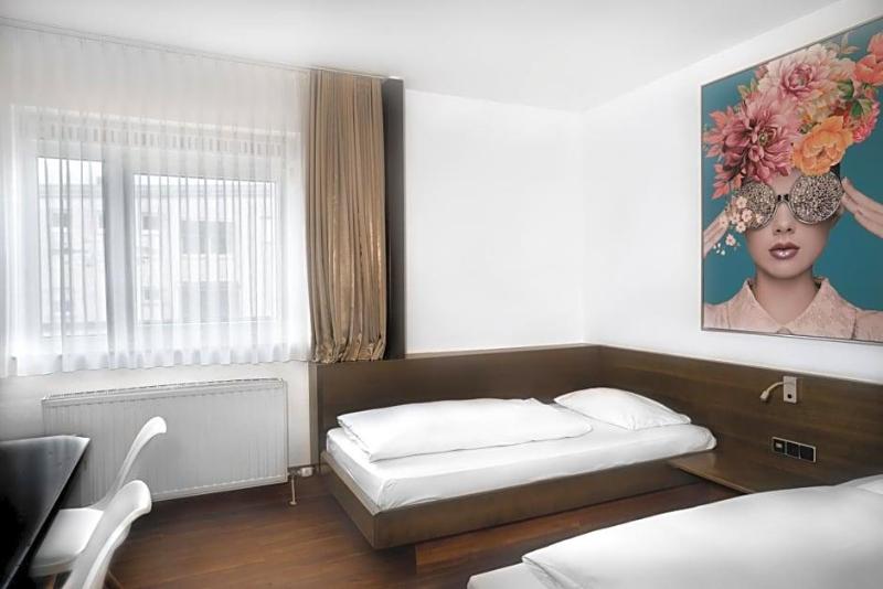 Stadthotel Heilbronn image