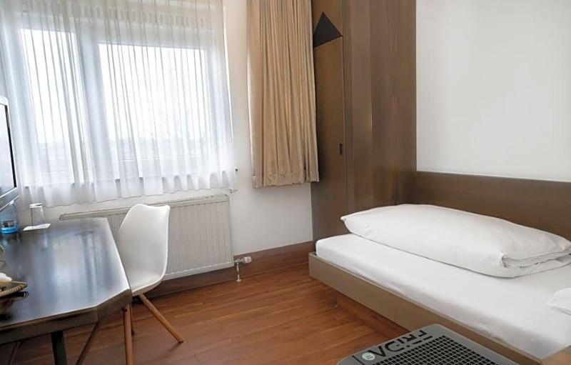 Stadthotel Heilbronn image