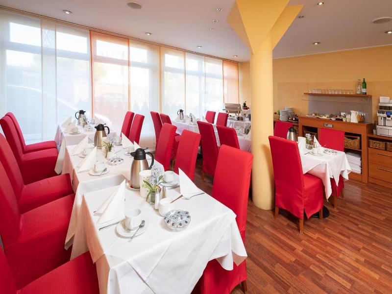 Hotel Westerfeld & Apartments image