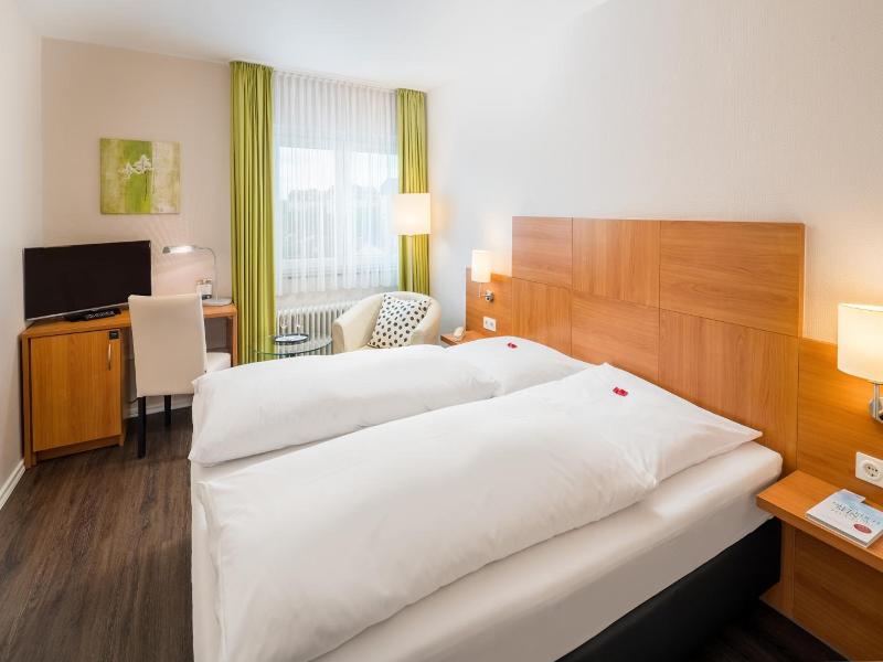 Hotel Westerfeld & Apartments image