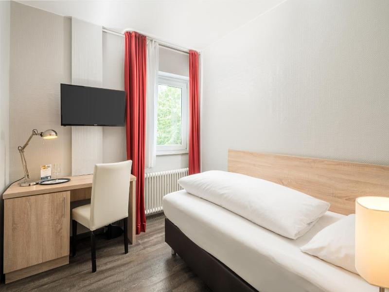 Hotel Westerfeld & Apartments image