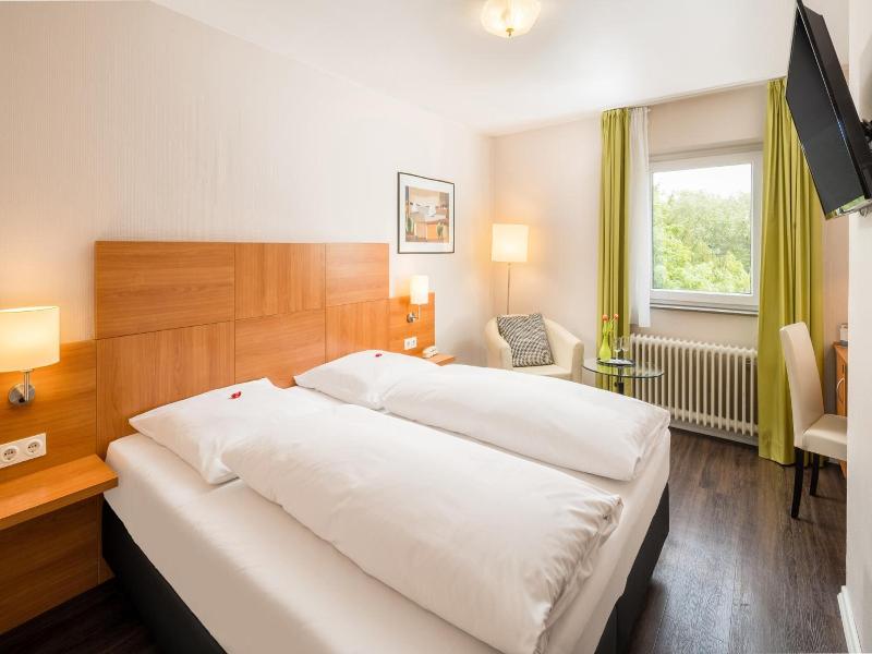 Hotel Westerfeld & Apartments image