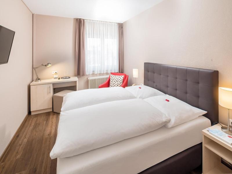 Hotel Westerfeld & Apartments image