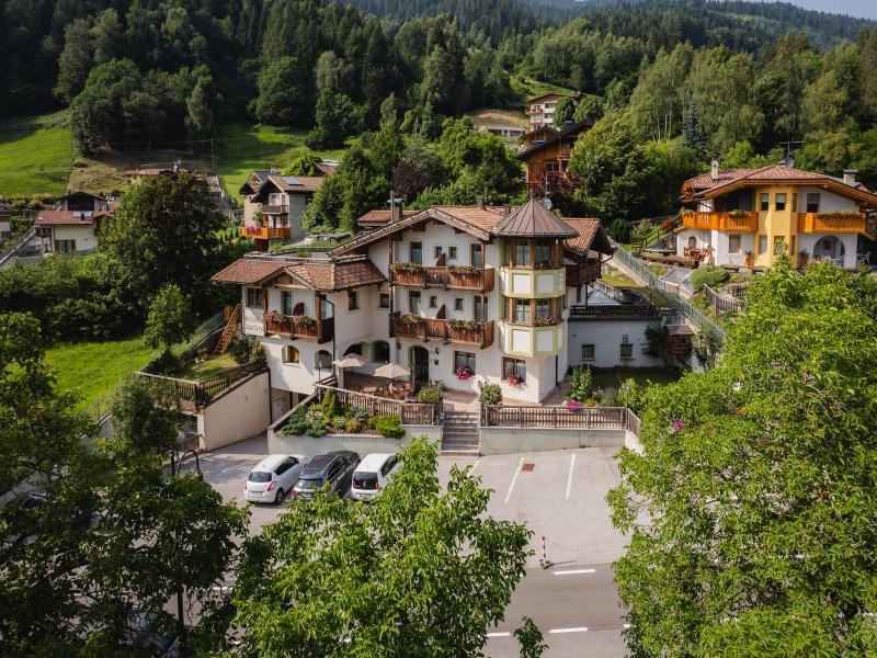 Chalet Campiglio Imperiale image
