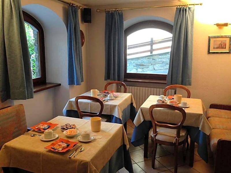 Triolet image
