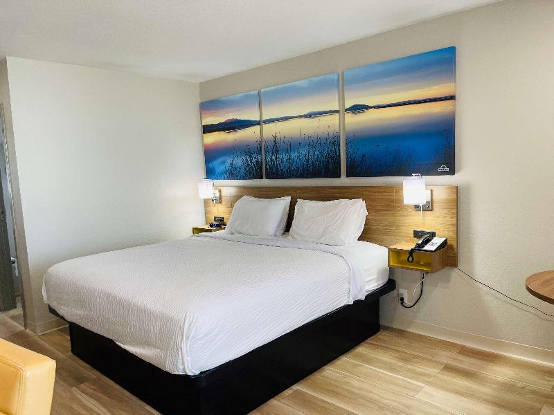 Days Inn by Wyndham Killeen Fort Hood image