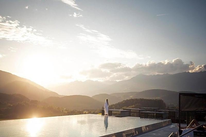 Sporthotel Winkler image