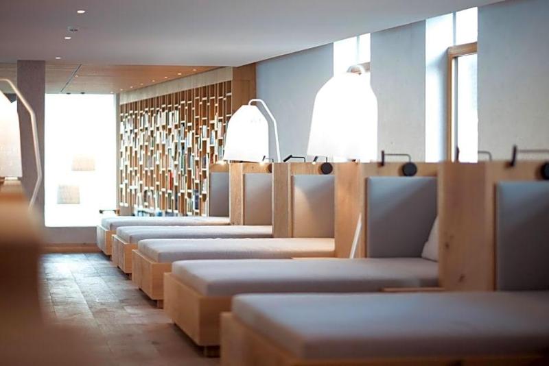 Sporthotel Winkler image
