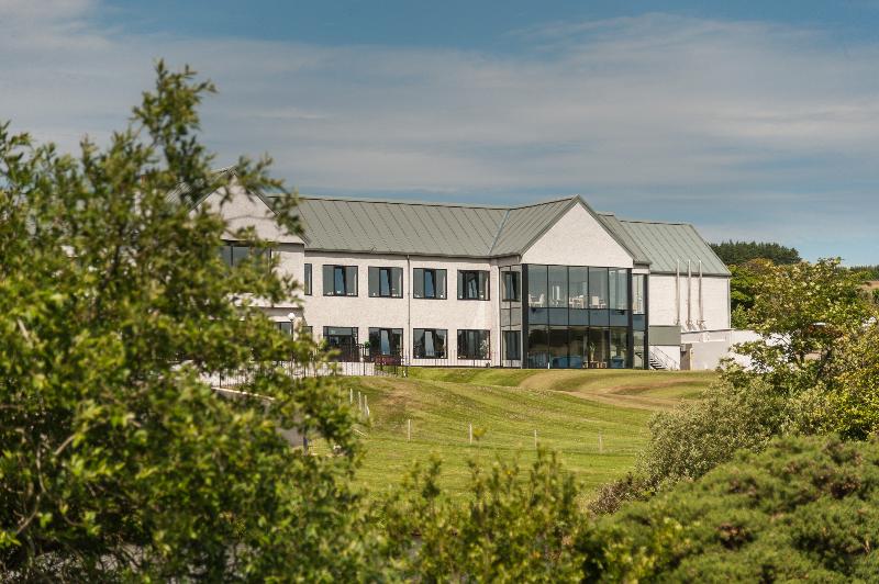 Comis Hotel and Golf Resort