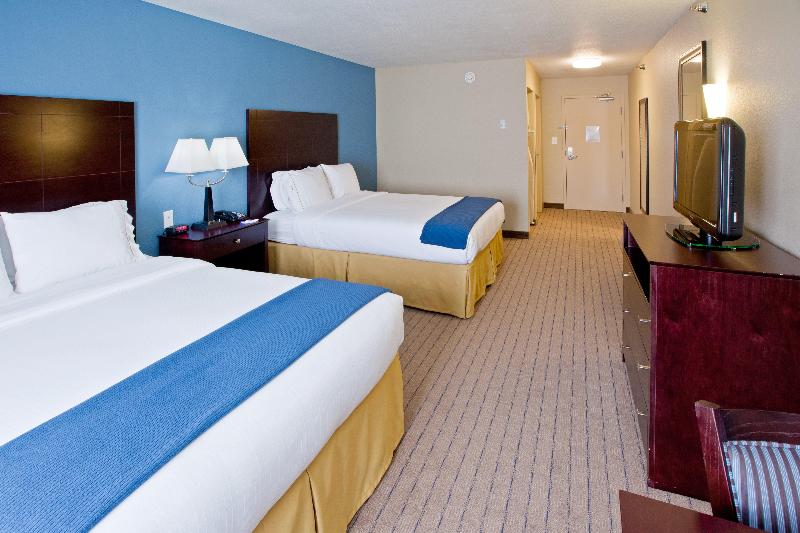 Holiday Inn Express Shelbyville Indianapolis photo 12