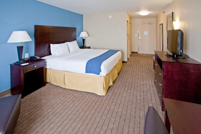 Holiday Inn Express Shelbyville Indianapolis photo 18