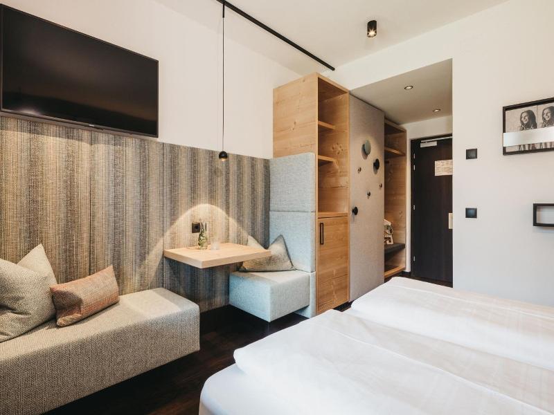 Hotel Rudolf image
