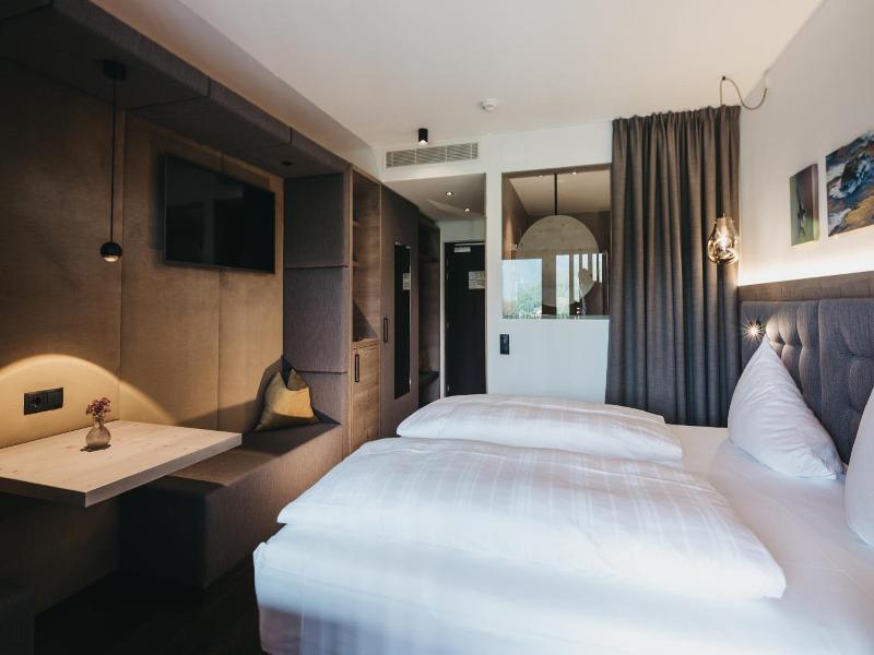 Hotel Rudolf image