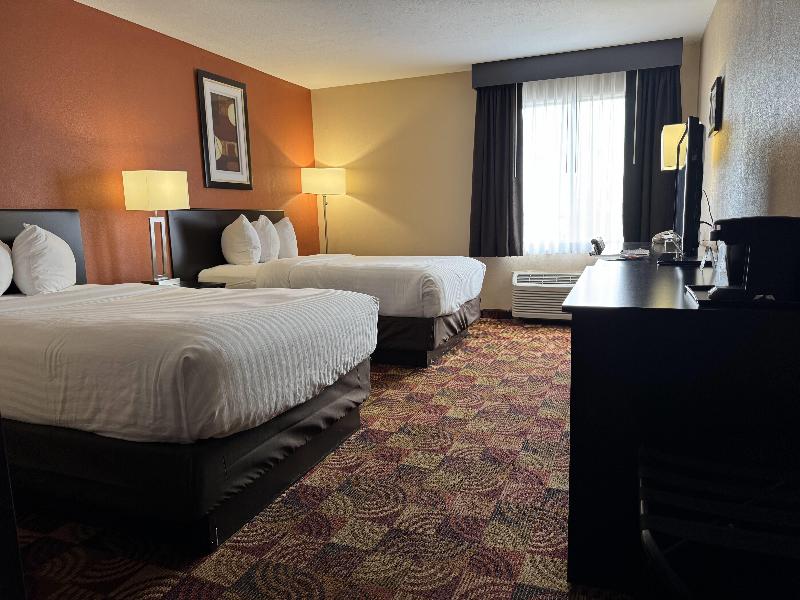 Baymont by Wyndham Plainfield/ Indianapolis Arpt image