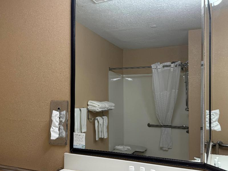 Baymont by Wyndham Plainfield/ Indianapolis Arpt image