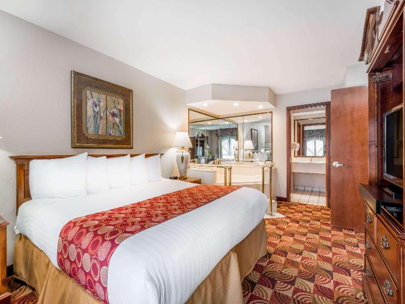 Baymont by Wyndham Plainfield/ Indianapolis Arpt image