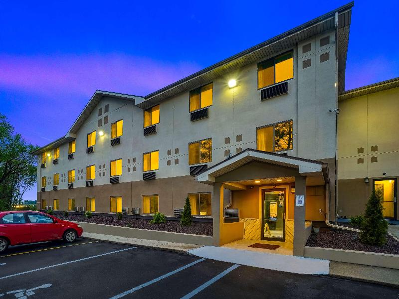 Super 8 Williamsport Area image