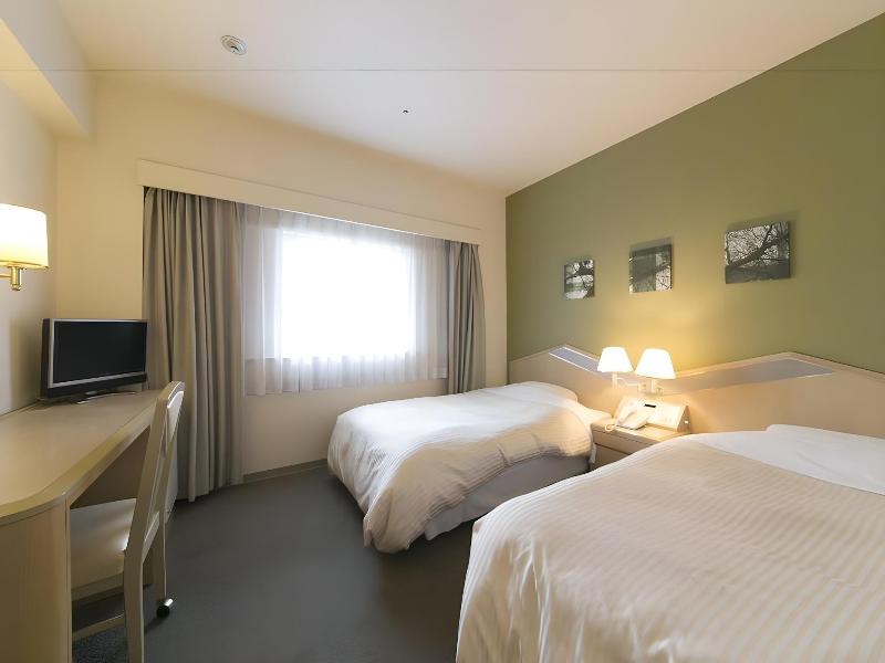 Shin Osaka Washington Hotel Plaza image