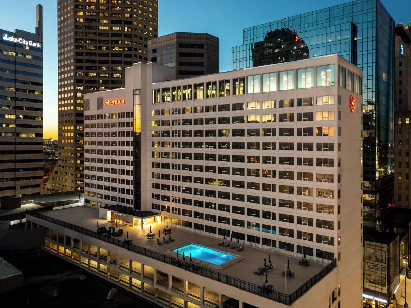 Sheraton Indianapolis City Centre image