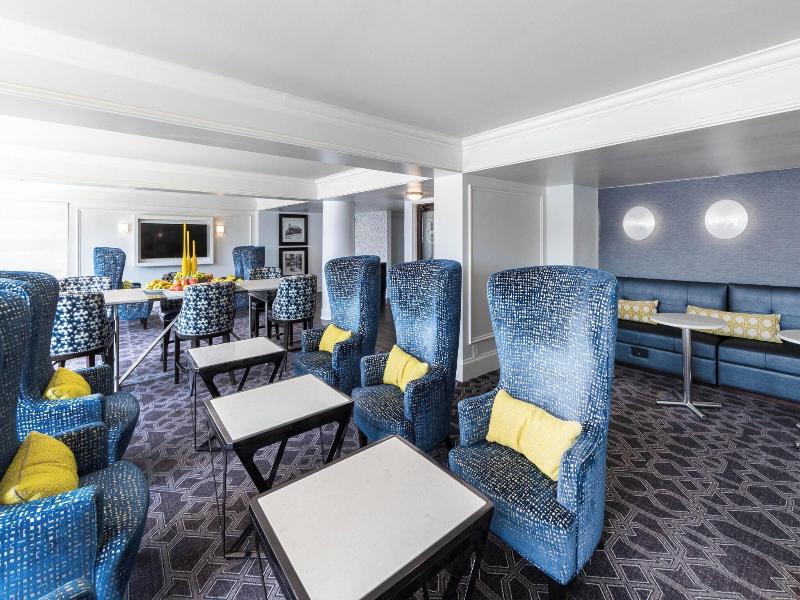 Sheraton Indianapolis City Centre image