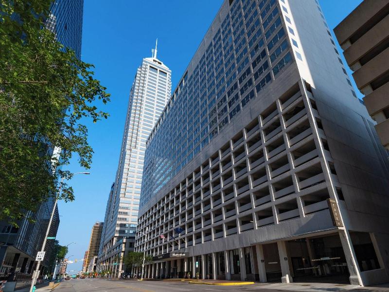 Sheraton Indianapolis City Centre image