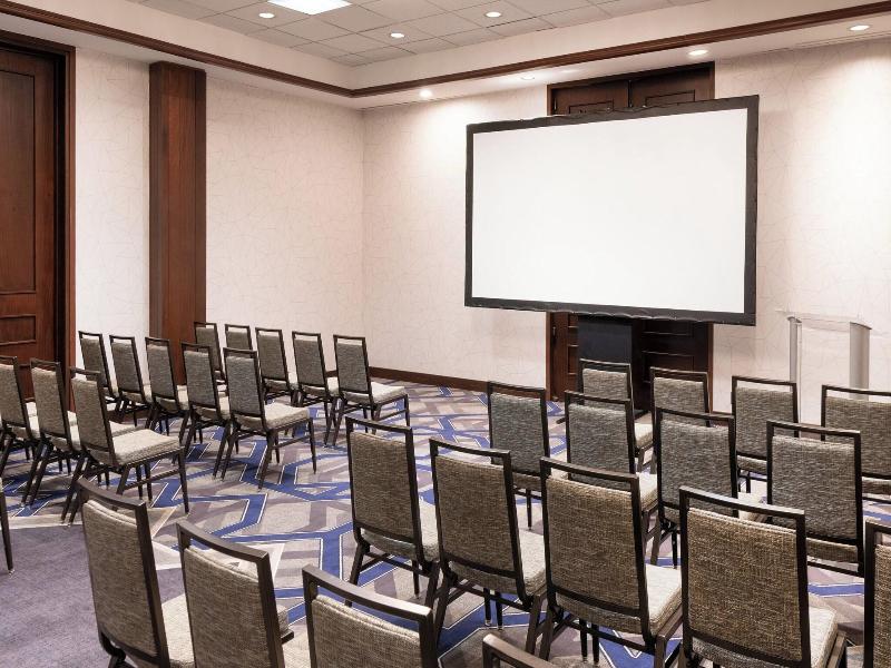 Sheraton Indianapolis City Centre image